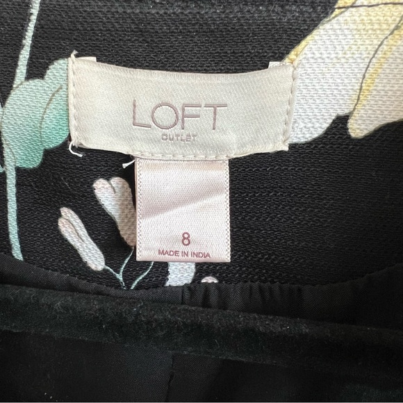 LOFT Outlet Black Floral Fringe Trim Open Front Blazer Jacket Size 8 - Picture 3 of 4